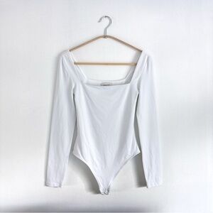Aritzia Babaton Contour Squareneck Thong Bodysuit Bright White - Size Small